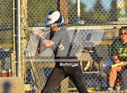 Thumbnail 3 in Lakewood vs Bear Creek photogallery.