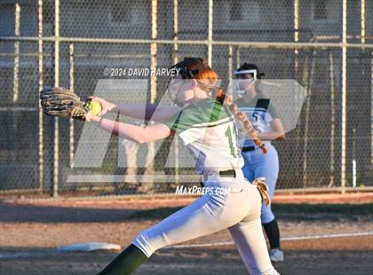 Thumbnail 3 in Lakewood vs Bear Creek photogallery.