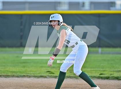 Thumbnail 1 in Lakewood vs Bear Creek photogallery.