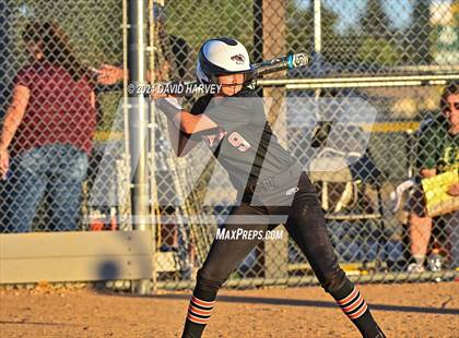 Thumbnail 2 in Lakewood vs Bear Creek photogallery.
