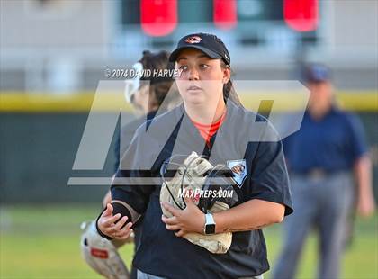 Thumbnail 3 in Lakewood vs Bear Creek photogallery.