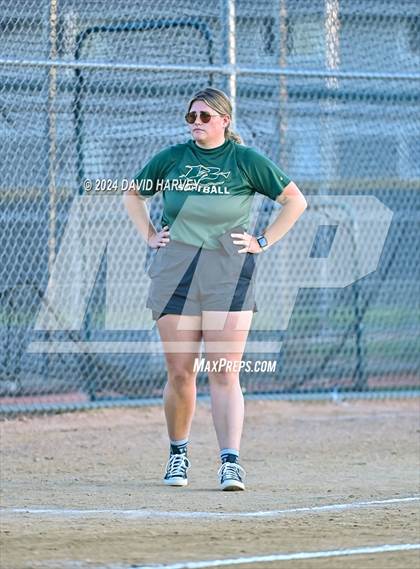 Thumbnail 2 in Lakewood vs Bear Creek photogallery.