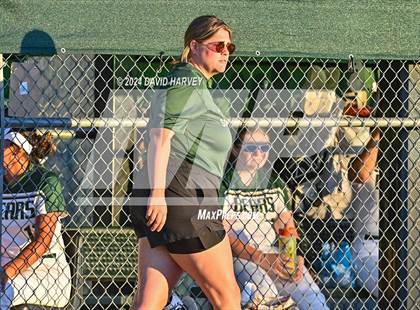 Thumbnail 2 in Lakewood vs Bear Creek photogallery.
