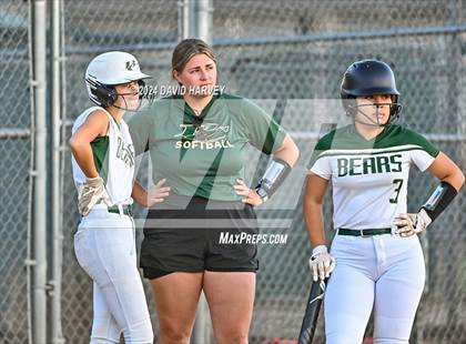 Thumbnail 1 in Lakewood vs Bear Creek photogallery.