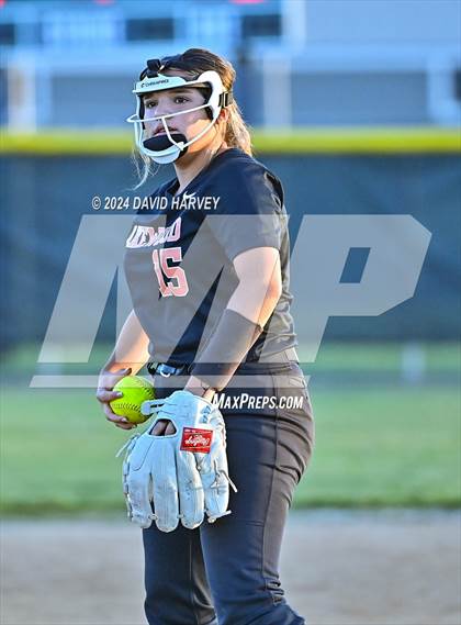 Thumbnail 2 in Lakewood vs Bear Creek photogallery.