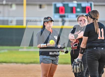 Thumbnail 2 in Lakewood vs Bear Creek photogallery.