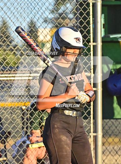 Thumbnail 2 in Lakewood vs Bear Creek photogallery.