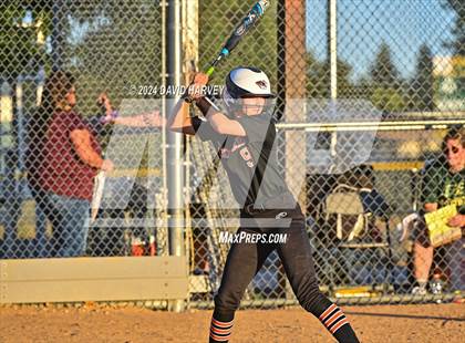 Thumbnail 2 in Lakewood vs Bear Creek photogallery.