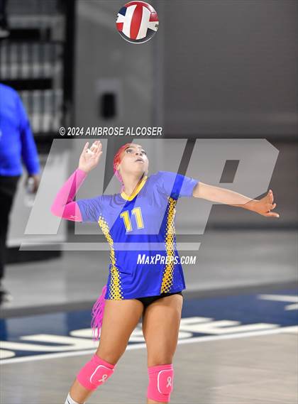 Thumbnail 2 in Washington vs. Houston Young Women's College Preparatory Academy photogallery.