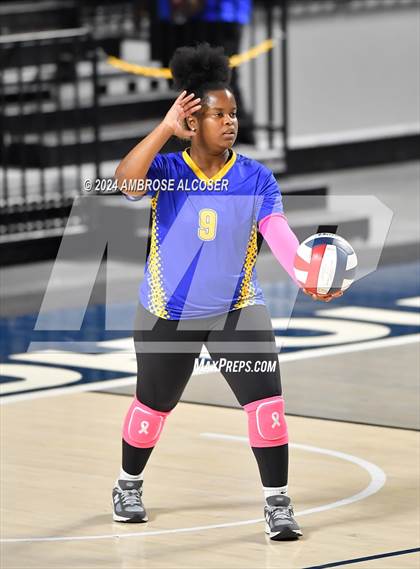 Thumbnail 2 in Washington vs. Houston Young Women's College Preparatory Academy photogallery.