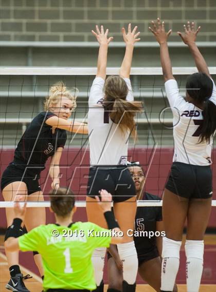 Thumbnail 2 in Red Oak @ Lewisville photogallery.