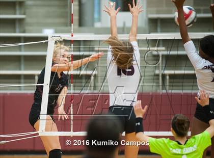 Thumbnail 3 in Red Oak @ Lewisville photogallery.