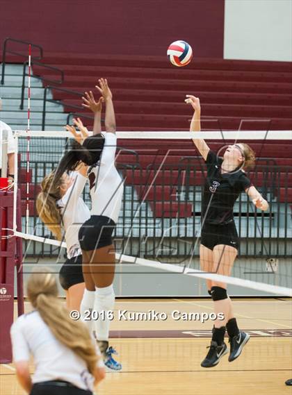 Thumbnail 3 in Red Oak @ Lewisville photogallery.