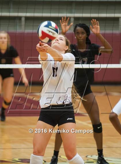 Thumbnail 3 in Red Oak @ Lewisville photogallery.