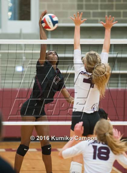 Thumbnail 2 in Red Oak @ Lewisville photogallery.