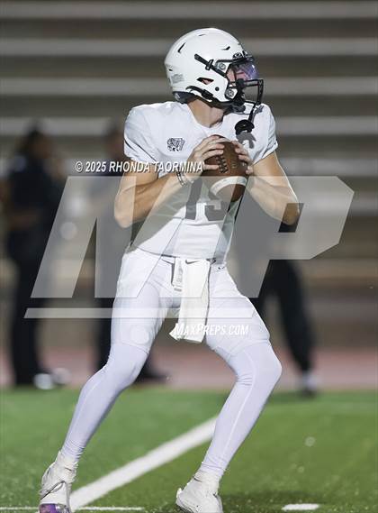 Thumbnail 2 in Randle vs. Pflugerville Connally (UIL 5A D2 Football Region 3 Area) photogallery.