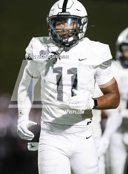 Thumbnail 1 in Randle vs. Pflugerville Connally (UIL 5A D2 Football Region 3 Area) photogallery.