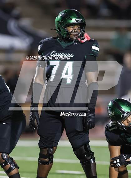 Thumbnail 2 in Randle vs. Pflugerville Connally (UIL 5A D2 Football Region 3 Area) photogallery.