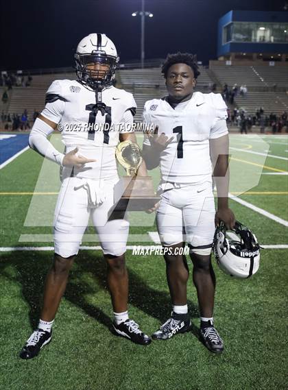 Thumbnail 2 in Randle vs. Pflugerville Connally (UIL 5A D2 Football Region 3 Area) photogallery.