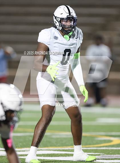 Thumbnail 3 in Randle vs. Pflugerville Connally (UIL 5A D2 Football Region 3 Area) photogallery.