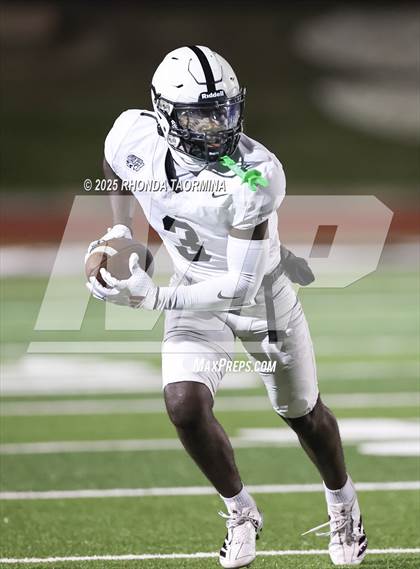 Thumbnail 1 in Randle vs. Pflugerville Connally (UIL 5A D2 Football Region 3 Area) photogallery.