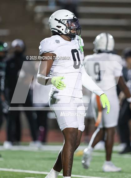 Thumbnail 3 in Randle vs. Pflugerville Connally (UIL 5A D2 Football Region 3 Area) photogallery.
