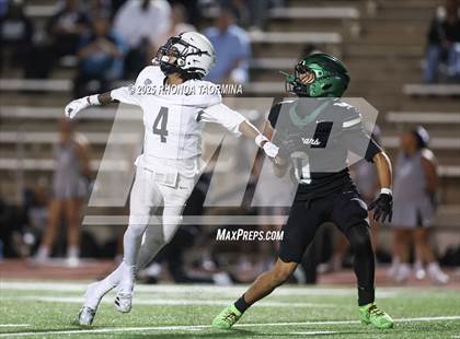Thumbnail 3 in Randle vs. Pflugerville Connally (UIL 5A D2 Football Region 3 Area) photogallery.