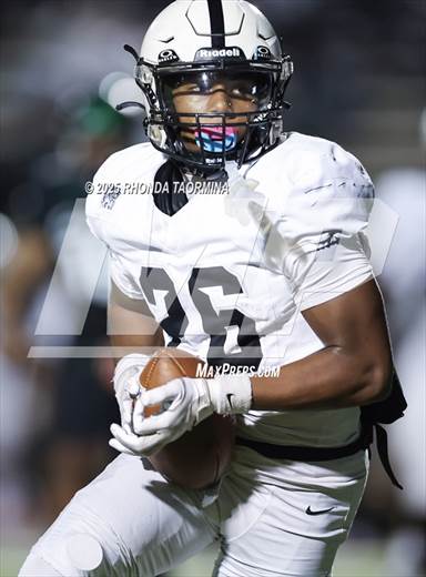 Randle vs. Pflugerville Connally (UIL 5A D2 Football Region 3 Area)