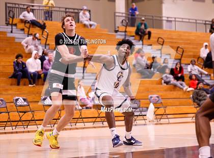 Thumbnail 3 in Carmel Christian vs. Southern California Academy (Holiday Hoopsgiving) photogallery.
