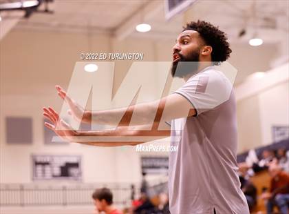 Thumbnail 2 in Carmel Christian vs. Southern California Academy (Holiday Hoopsgiving) photogallery.