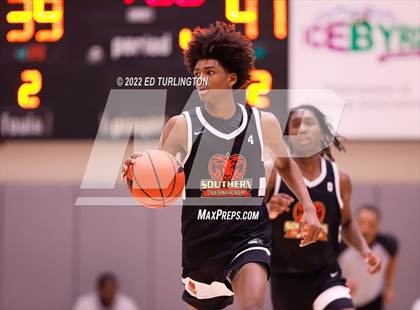 Thumbnail 1 in Carmel Christian vs. Southern California Academy (Holiday Hoopsgiving) photogallery.