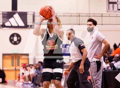 Thumbnail 2 in Carmel Christian vs. Southern California Academy (Holiday Hoopsgiving) photogallery.