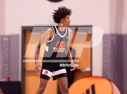 Thumbnail 1 in Carmel Christian vs. Southern California Academy (Holiday Hoopsgiving) photogallery.