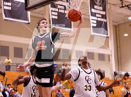 Thumbnail 1 in Carmel Christian vs. Southern California Academy (Holiday Hoopsgiving) photogallery.