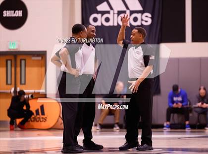 Thumbnail 1 in Carmel Christian vs. Southern California Academy (Holiday Hoopsgiving) photogallery.