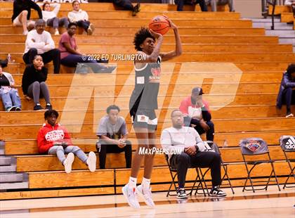 Thumbnail 3 in Carmel Christian vs. Southern California Academy (Holiday Hoopsgiving) photogallery.