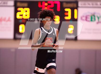Thumbnail 2 in Carmel Christian vs. Southern California Academy (Holiday Hoopsgiving) photogallery.