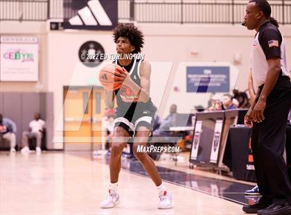 Thumbnail 1 in Carmel Christian vs. Southern California Academy (Holiday Hoopsgiving) photogallery.