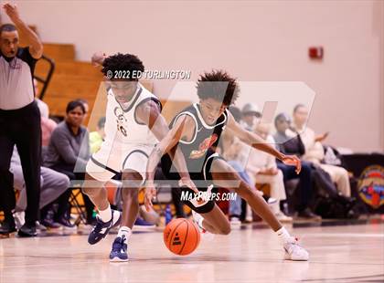 Thumbnail 1 in Carmel Christian vs. Southern California Academy (Holiday Hoopsgiving) photogallery.
