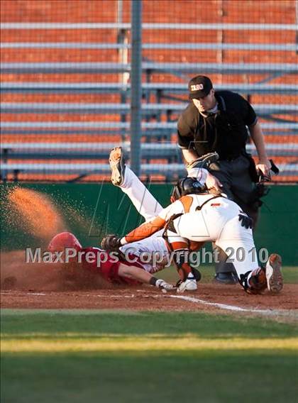 Thumbnail 2 in Alvin vs North Shore (Alvin Tournament) photogallery.