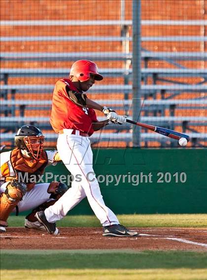 Thumbnail 2 in Alvin vs North Shore (Alvin Tournament) photogallery.