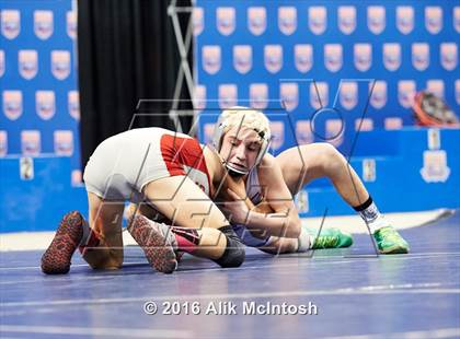 Thumbnail 1 in NCHSAA Championships (Finals) photogallery.