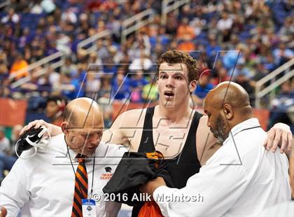 Thumbnail 1 in NCHSAA Championships (Finals) photogallery.
