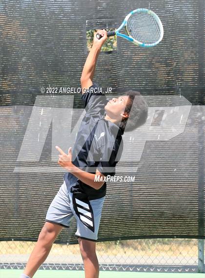Thumbnail 2 in Bay Valley Athletic League Tennis Championship photogallery.