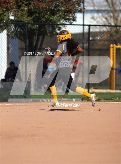 Thumbnail 2 in Thomas Jefferson vs Mountain View (CHSAA 4A First Round) photogallery.
