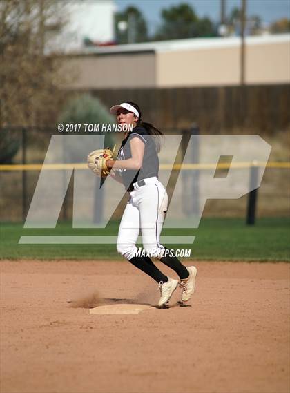 Thumbnail 3 in Thomas Jefferson vs Mountain View (CHSAA 4A First Round) photogallery.