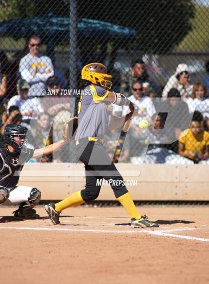 Thumbnail 2 in Thomas Jefferson vs Mountain View (CHSAA 4A First Round) photogallery.