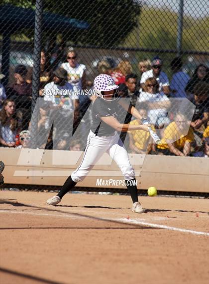 Thumbnail 2 in Thomas Jefferson vs Mountain View (CHSAA 4A First Round) photogallery.