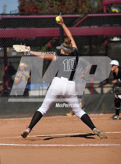 Thumbnail 2 in Thomas Jefferson vs Mountain View (CHSAA 4A First Round) photogallery.