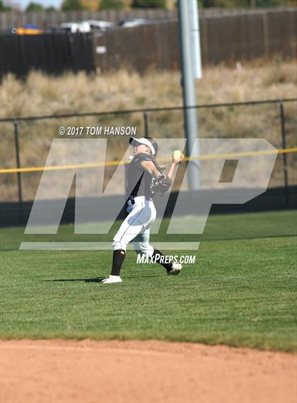 Thumbnail 3 in Thomas Jefferson vs Mountain View (CHSAA 4A First Round) photogallery.